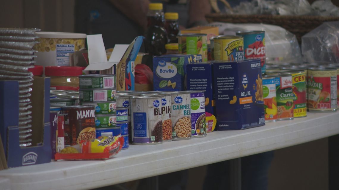 Those impacted by Louisville plant explosion pick up free food [Video]