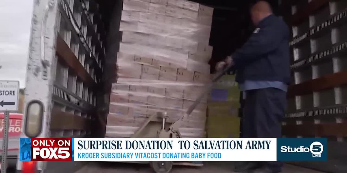 A surprise donation to Salvation Army [Video]