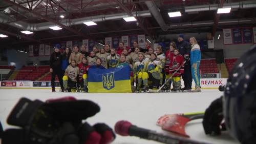 Ukrainian hockey team join Wickfest in Calgary [Video]