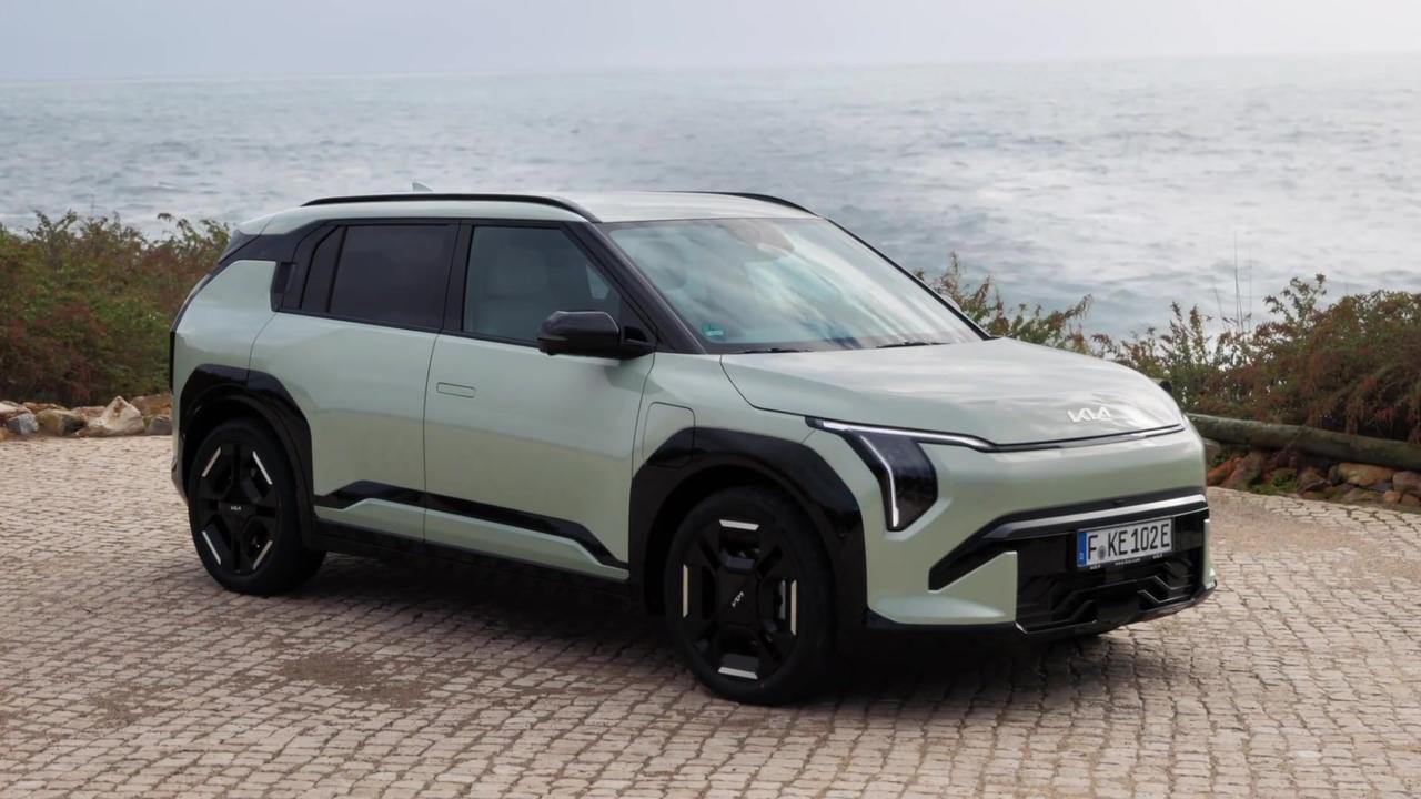 Kia EV3 ‘GT-Line’ Exterior Design in Pistachio [Video]