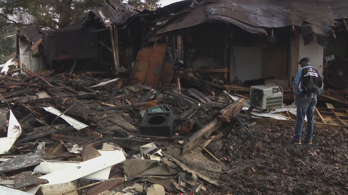 North Little Rock church destroyed in fire [Video]