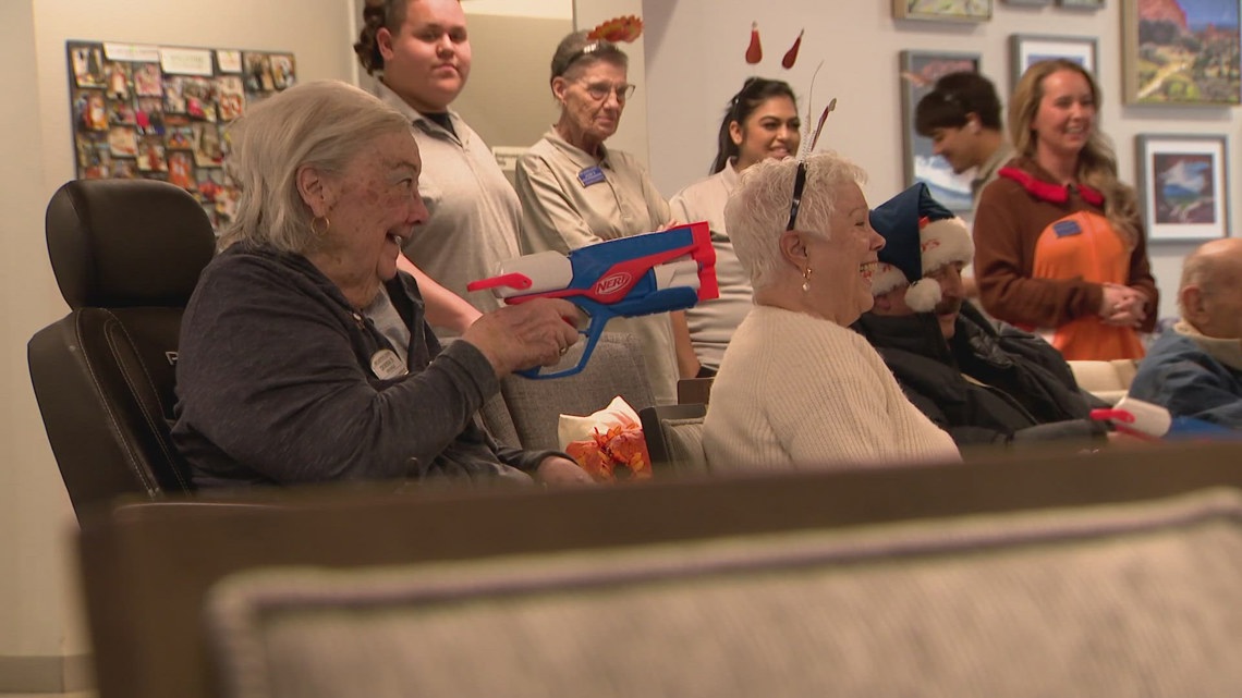 Seniors participate in Nerf gun battle at Lakewood facility [Video]