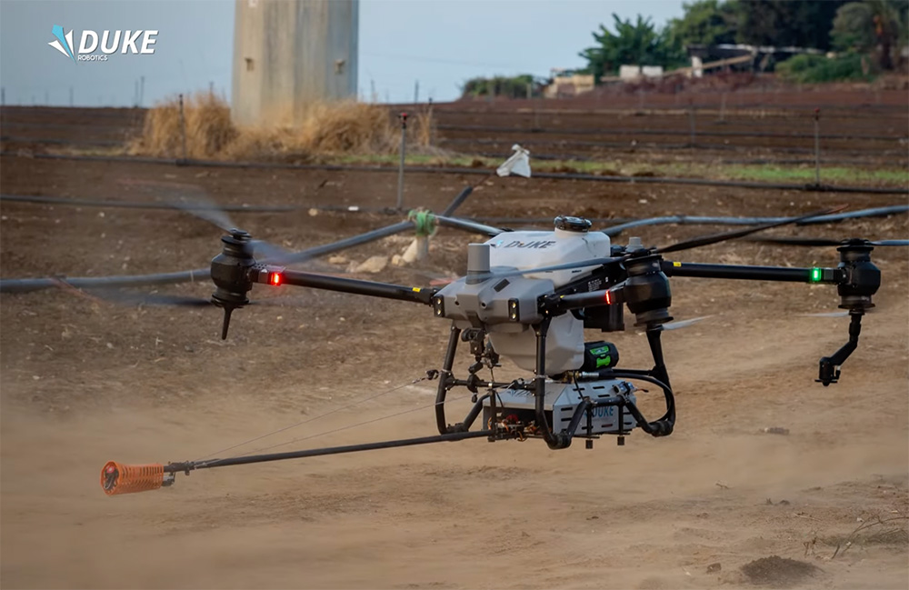 Duke Robotics starts bringing in drone revenue from utility cleaning agreement [Video]