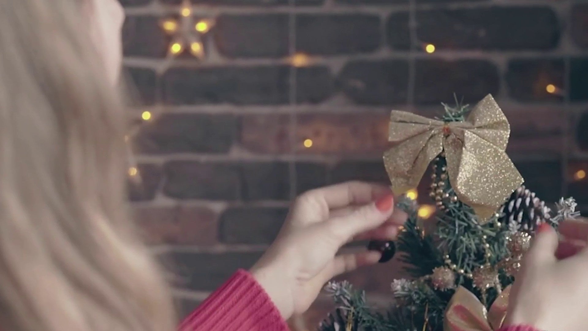 Friday Finds: Renowned designer on what decorating trends are in this holiday season [Video]