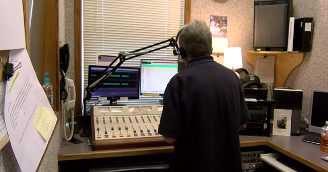 Radio station holds marathon broadcast for 25 Days of Kindness program | News [Video]