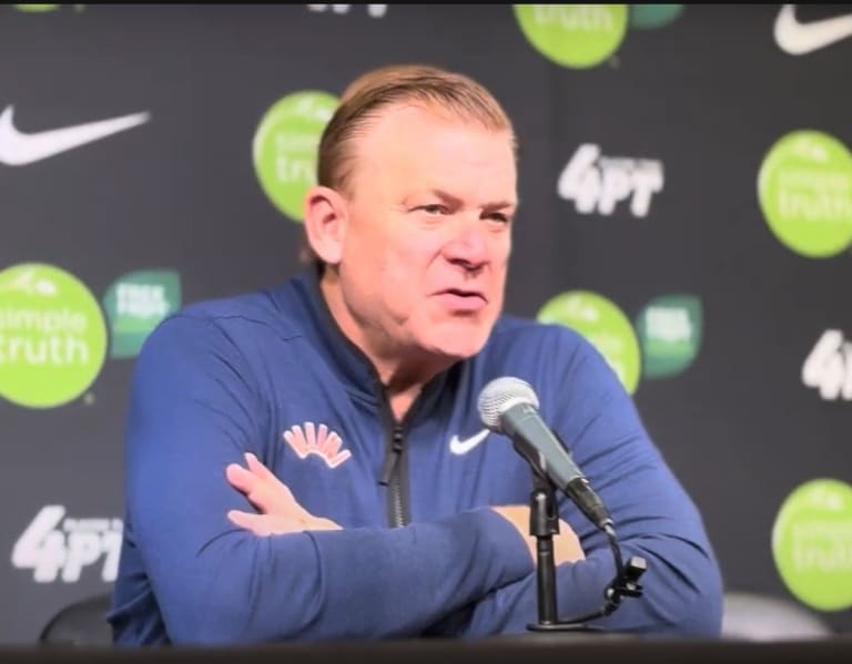 Watch: Illinois post game press conference vs. Arkansas [Video]