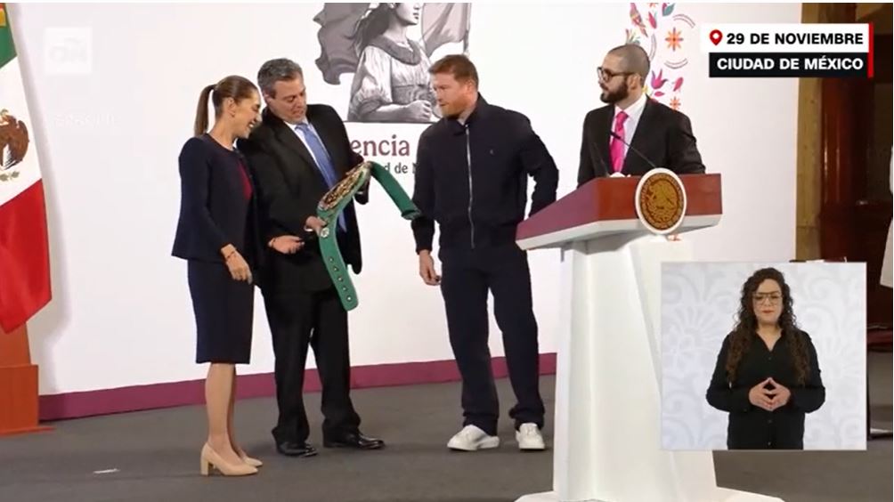 Mexican boxing superstar Saul Canelo Alvarez attends Claudia Sheinbaums press conference in Palacio Nacional [Video]