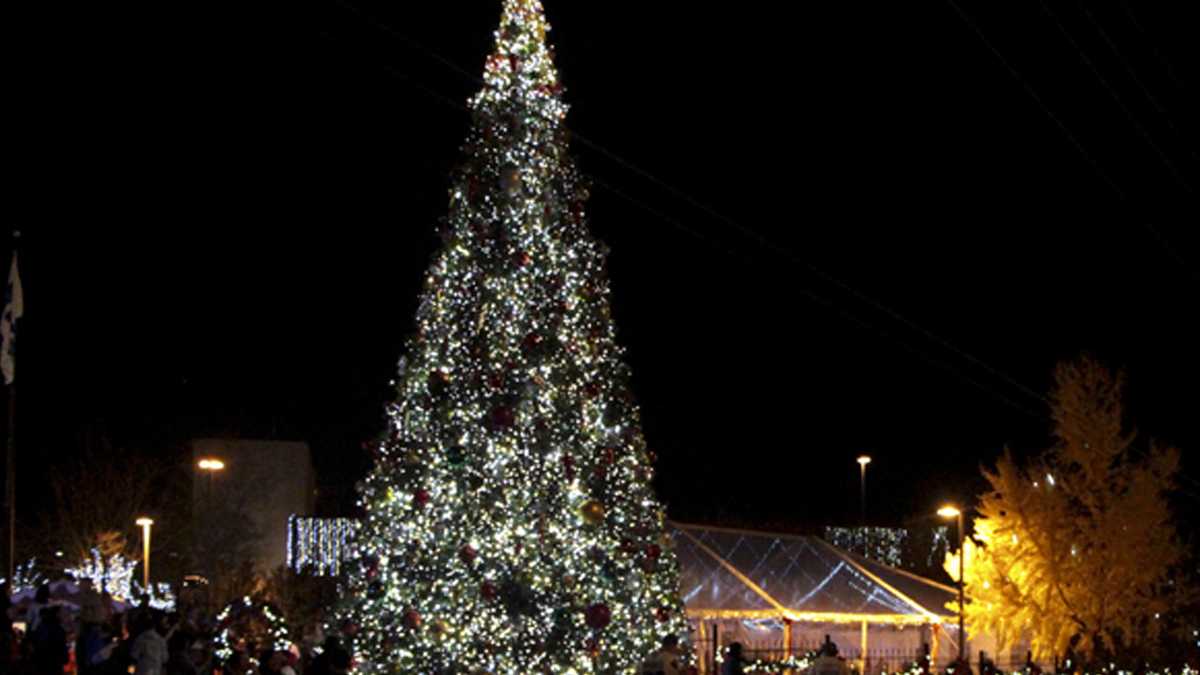 Tree lighting celebrations mark start of holiday season in central Alabama [Video]