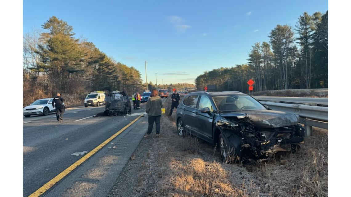 Freeport, Maine crash on I-295 sends 1 to Maine Medical Center [Video]