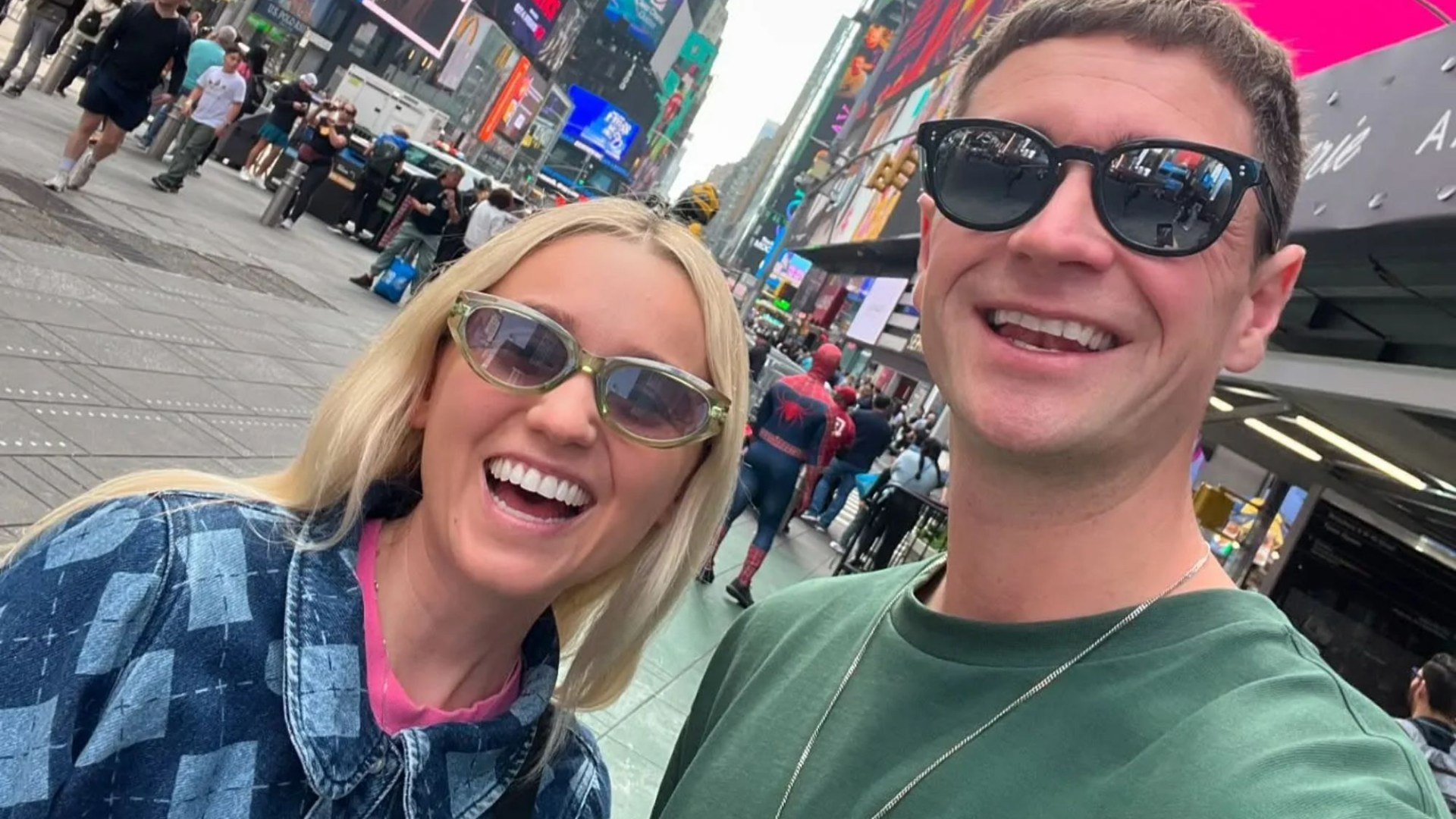 Who are Ryan Losasso and Jade Beaty from Live the Dash Media? Tiktok’s Travel Creators of the Year [Video]