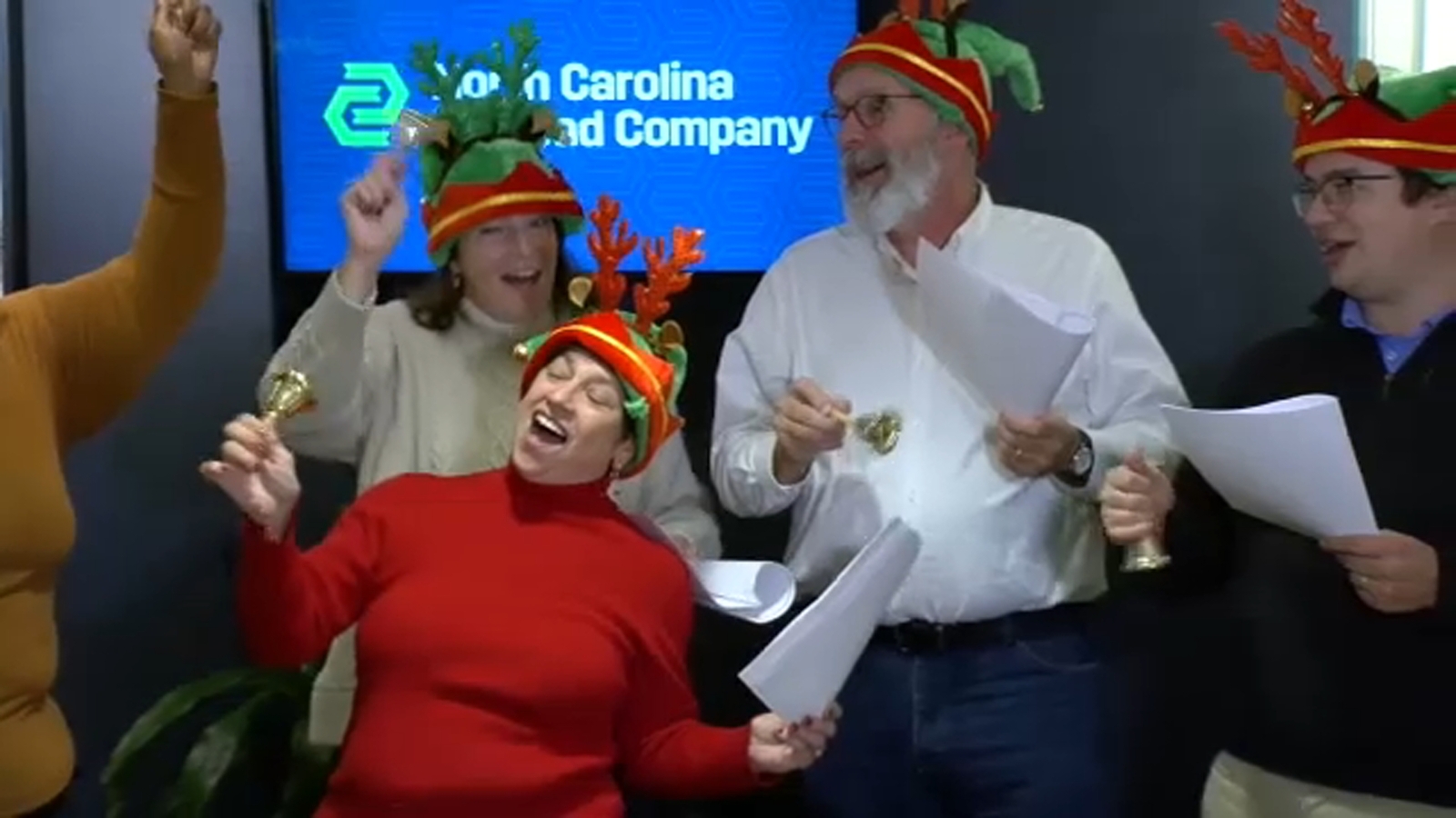 Figgy Pudding: New caroling competition to bring holiday cheer to Raleigh’s Moore Square [Video]