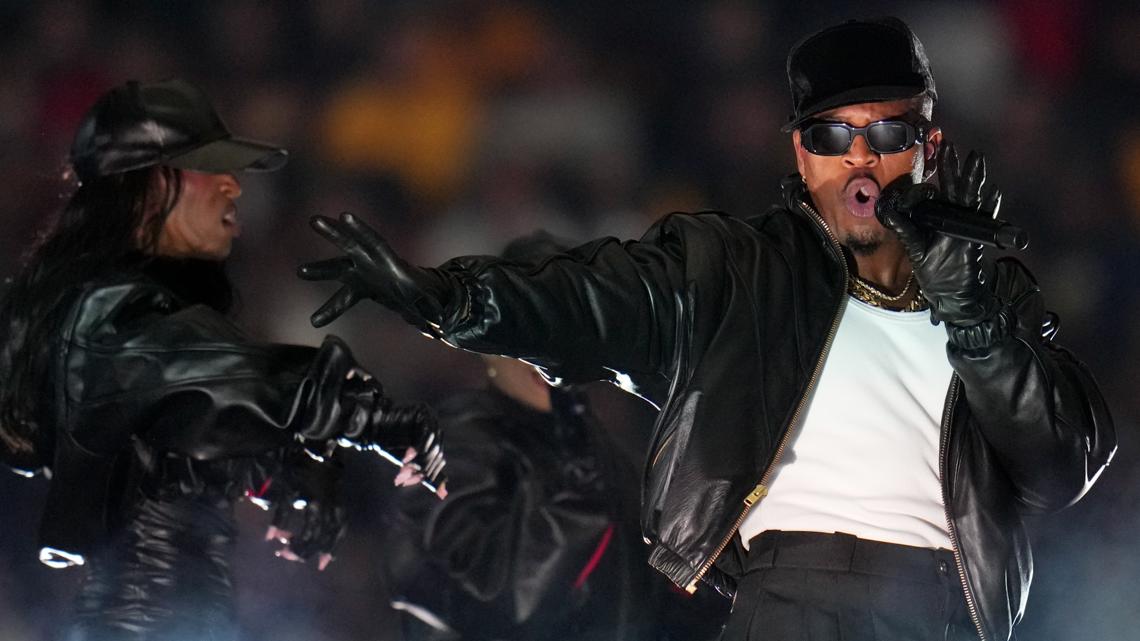 Ne-Yo performs AT&T Stadium halftime show at Big 12 Championship Game [Video]