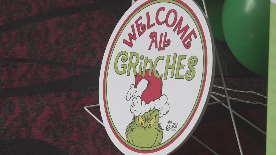 Odessa hotel hosts Breakfast with the Grinch [Video]