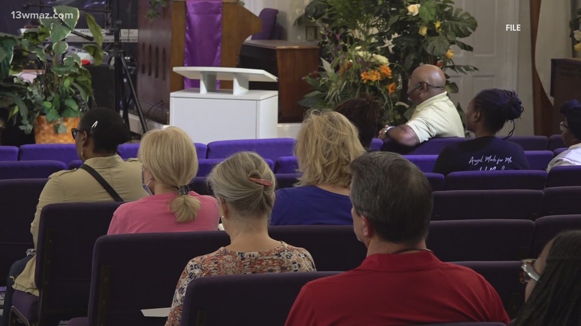 Warner Robins hosts final town hall of 2024 focused on building trust with Latino communities [Video]