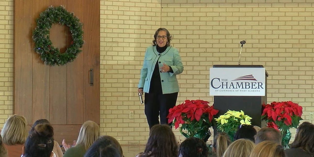 Womens Leadership Alliance hosts year-end celebration in Tuscaloosa [Video]