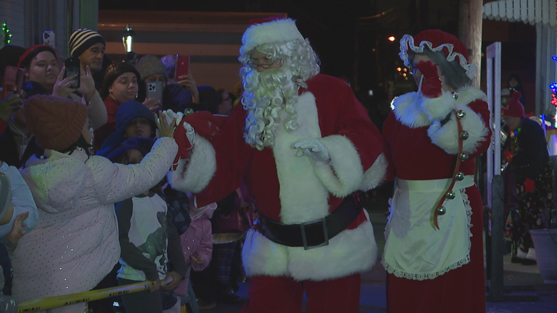 Christmas on 4th Street returns [Video]