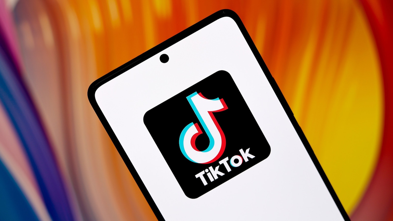 TikTok files emergency motion to stop ban from taking effect [Video]