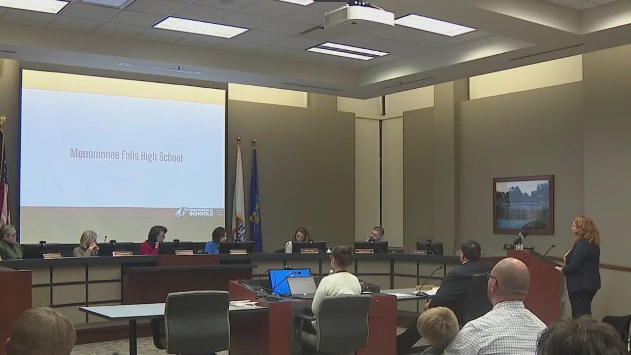 Menomonee Falls Schools book ban comments [Video]