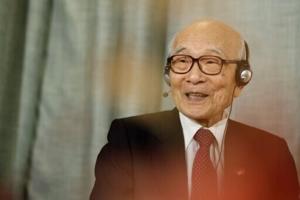 Japans atomic bomb survivors to accept Nobel Prize in Oslo [Video]