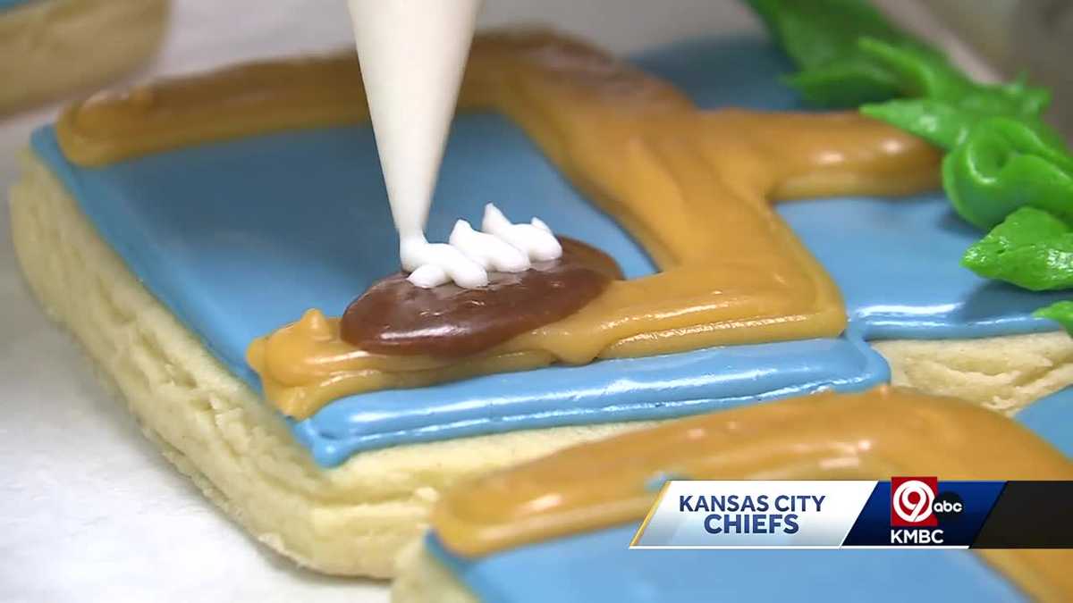 Overland Park bakery making ‘doink’ out of dough [Video]