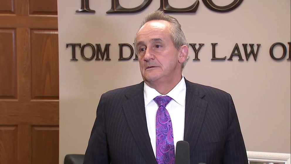 Video Lawyer for Luigi Mangione holds press conference as new details emerge [Video]