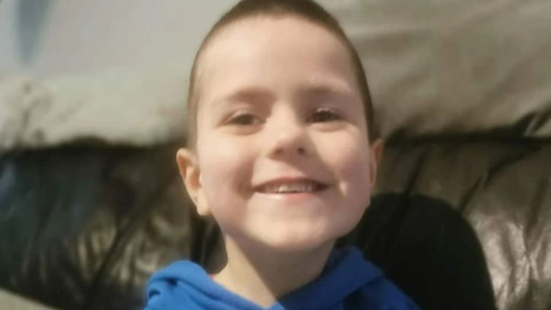 Gardai finish search at Drogheda house after man arrested on suspicion of murdering Kyran Durnin, 8, amid second probe [Video]