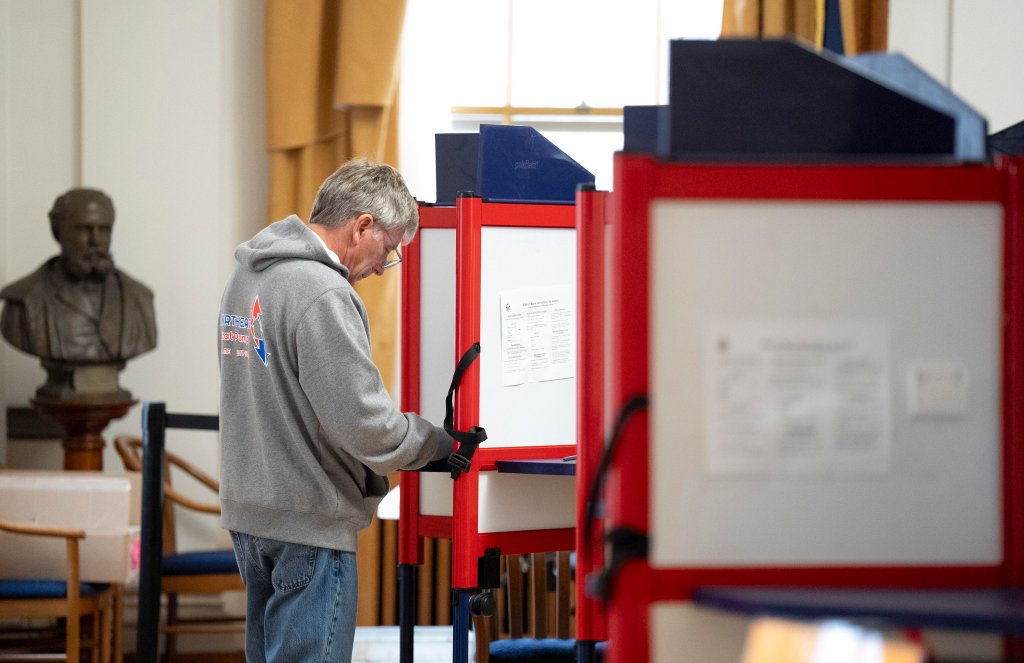 Maine sued over new voter-approved campaign finance limits [Video]