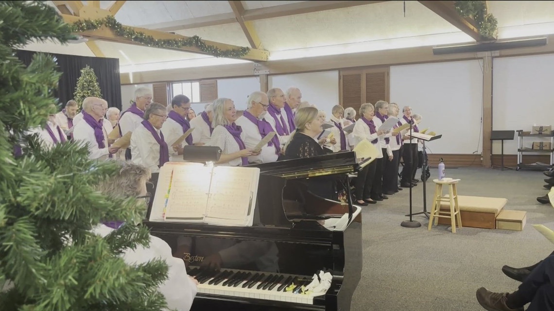 Giving Voice rings in the holiday season with concert, community outreach [Video]