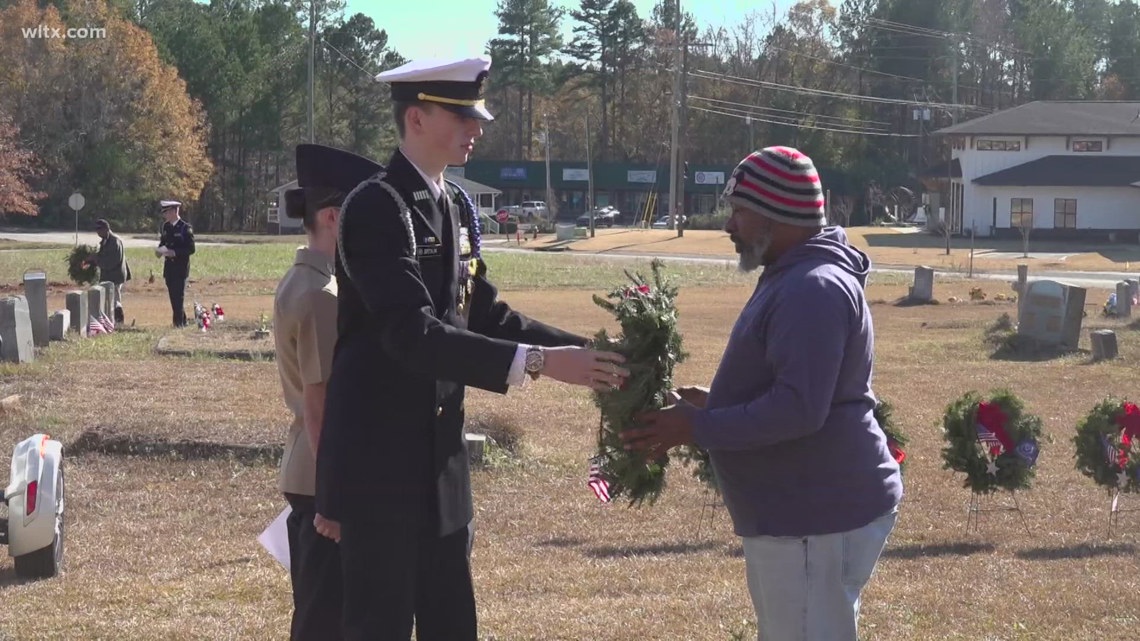 Chapin church honors fallen heroes with Wreaths Across America [Video]