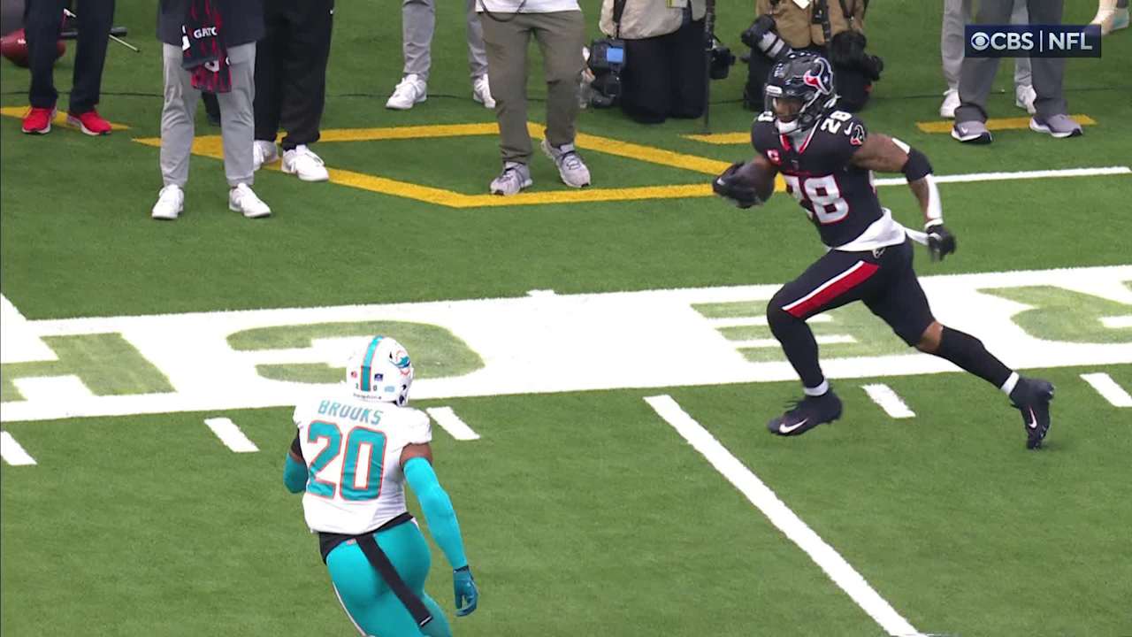 C.J. Stroud’s 15-yard sideline strike to Joe Mixon moves chains for Texans [Video]