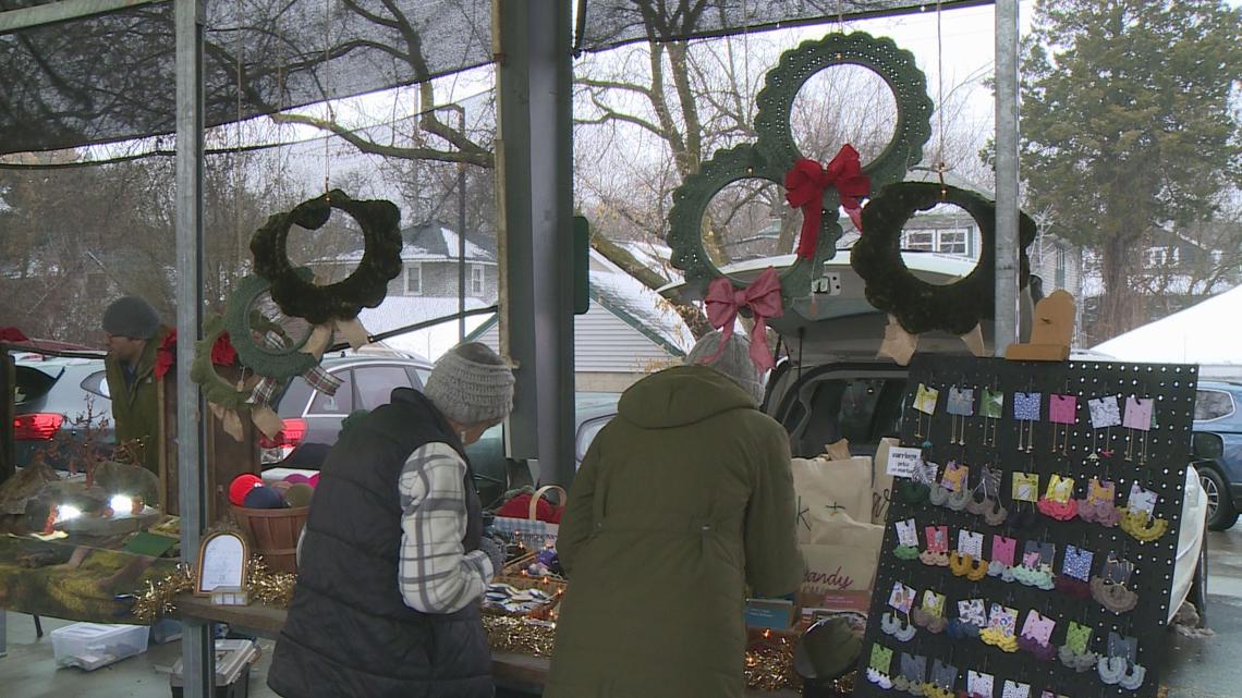 Fulton Street Farmer’s Market hosts Winter Holiday Market [Video]