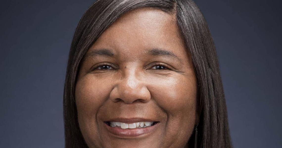 UW-Parkside’s Puryear gets Outstanding Women of Color Award [Video]