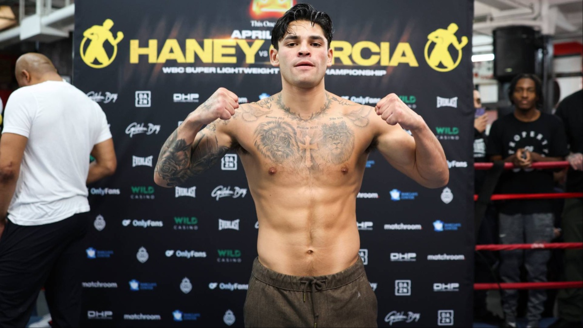 Ryan Garcia suffers wrist injury, postpones boxing return against RIZIN kickboxer Rukiya Anpo [Video]