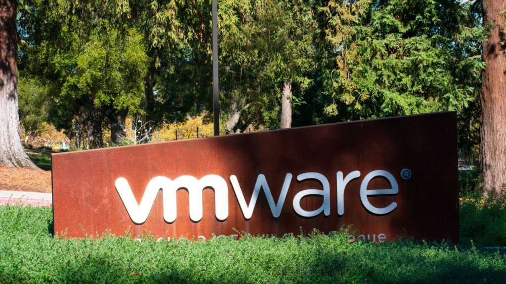 VMware, Citrix struggle with bare-metal desktops [Video]