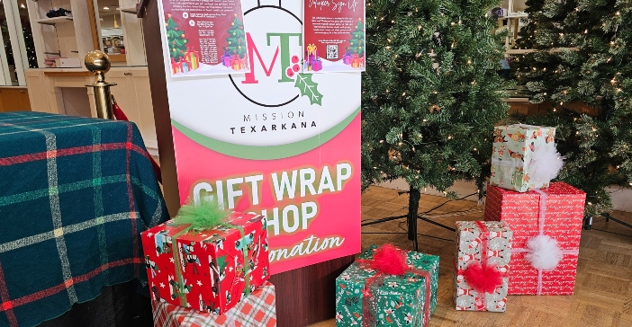 4th Annual Gift Wrap Store Spreads Holiday Cheer While Giving Back [Video]