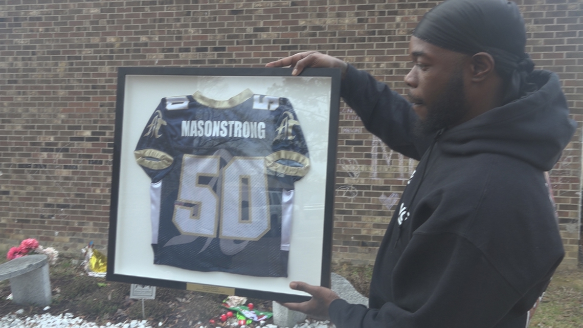 Father honors son who was a victim of gun violence [Video]