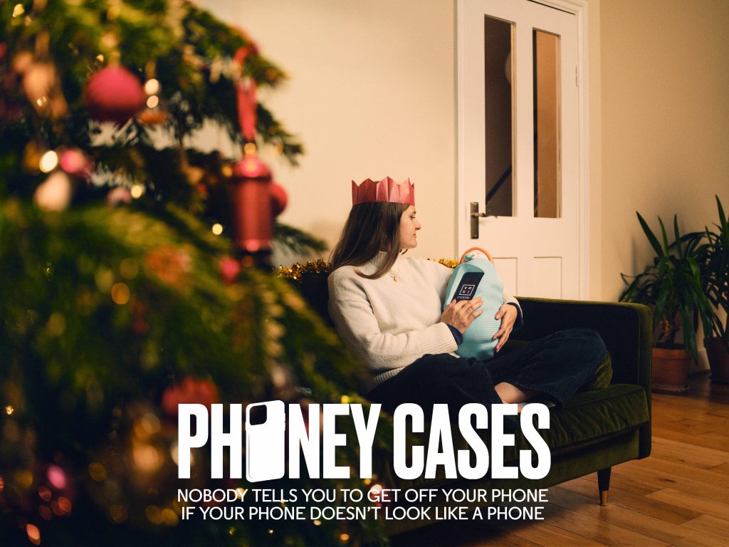 VOXI Mobile offer a reprieve this Christmas with playful Phoney Casescampaign  Marketing Communication News [Video]