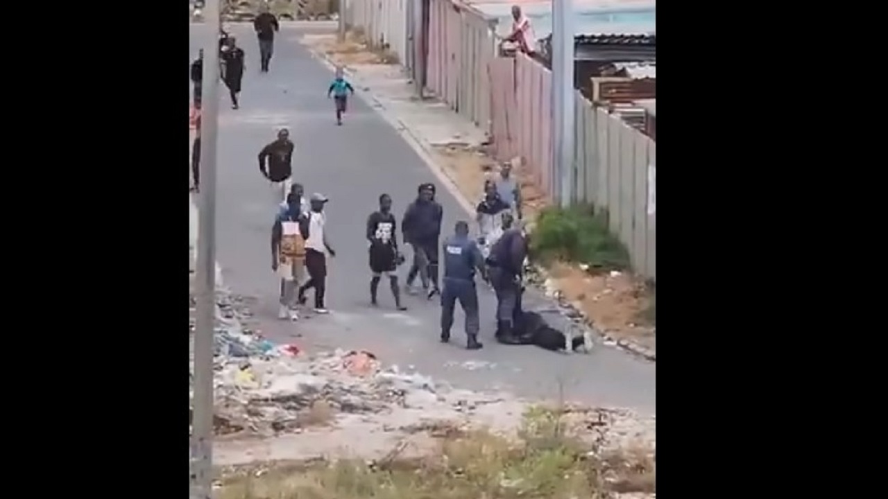 Cape Flats mob attacks suspect accused in teen