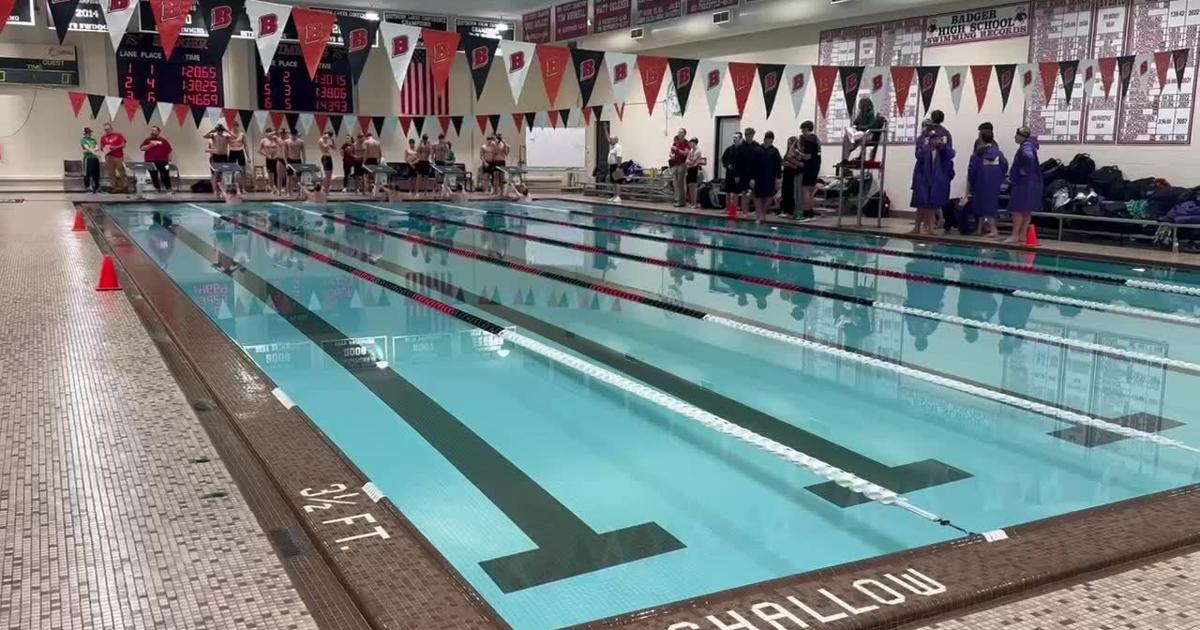 Badger competes in the 200-yard Medley Relay [Video]