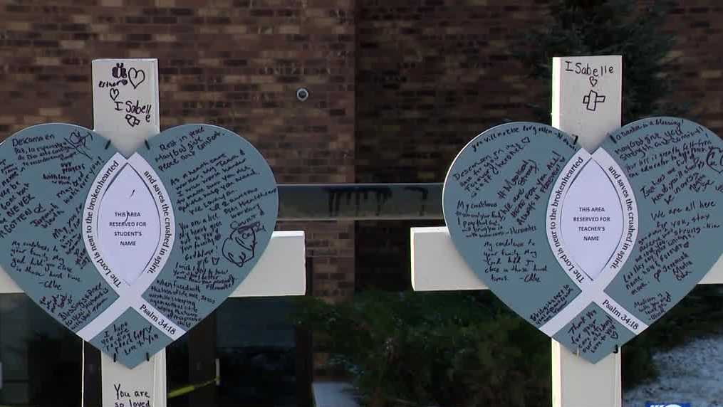 Tribute at Madison school to unnamed shooting victims [Video]