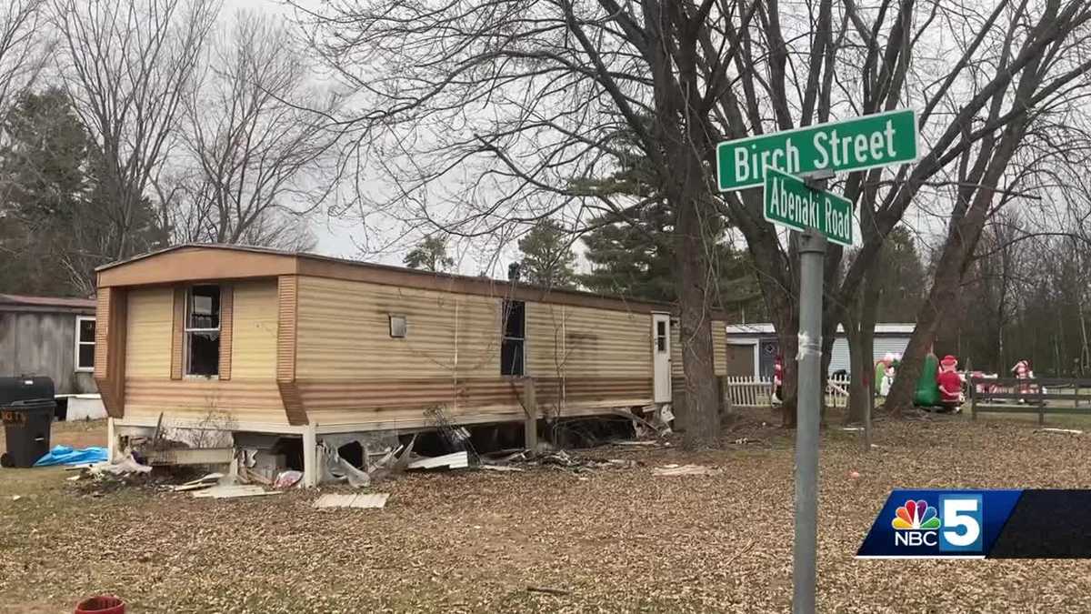 Neighbors react to Plattsburgh man charged in the deaths of missing mother and daughter [Video]