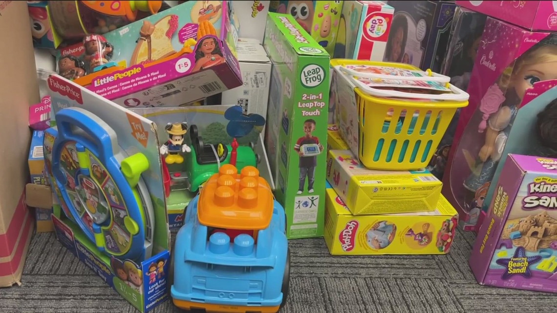 Toys for Tots needs 1,000 toys for kids this holiday season [Video]