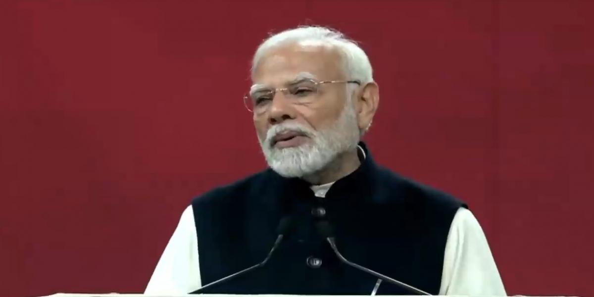 Opportunity to chalk out road map for futuristic partnership: PM Modi emplanes for Kuwait [Video]