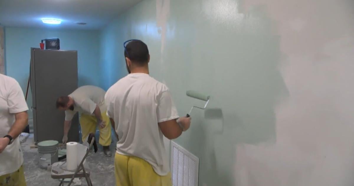 Incarcerated men help Brown Baggers remodel building | News [Video]