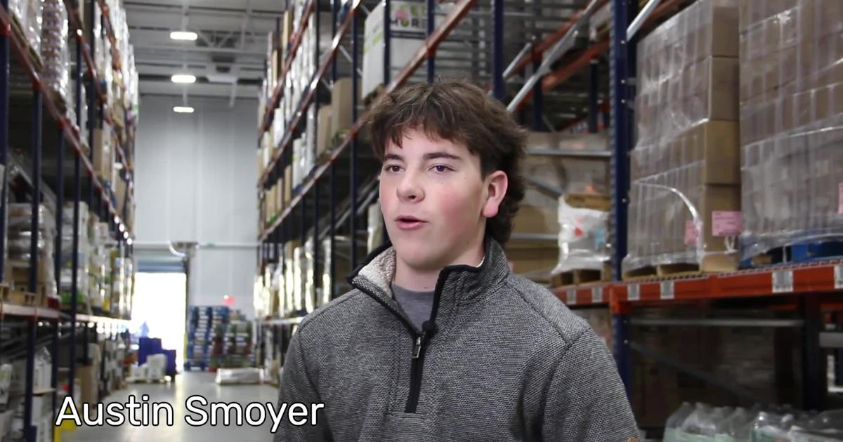 Teen’s 2,006-pound donation to Feed More is part of a 13-year tradition [Video]