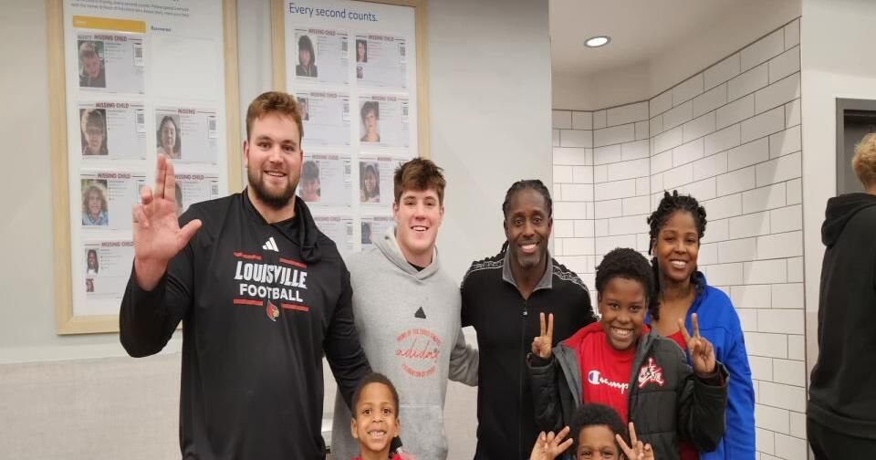 Deion Branch, Louisville football players shop for families in need | News from WDRB [Video]