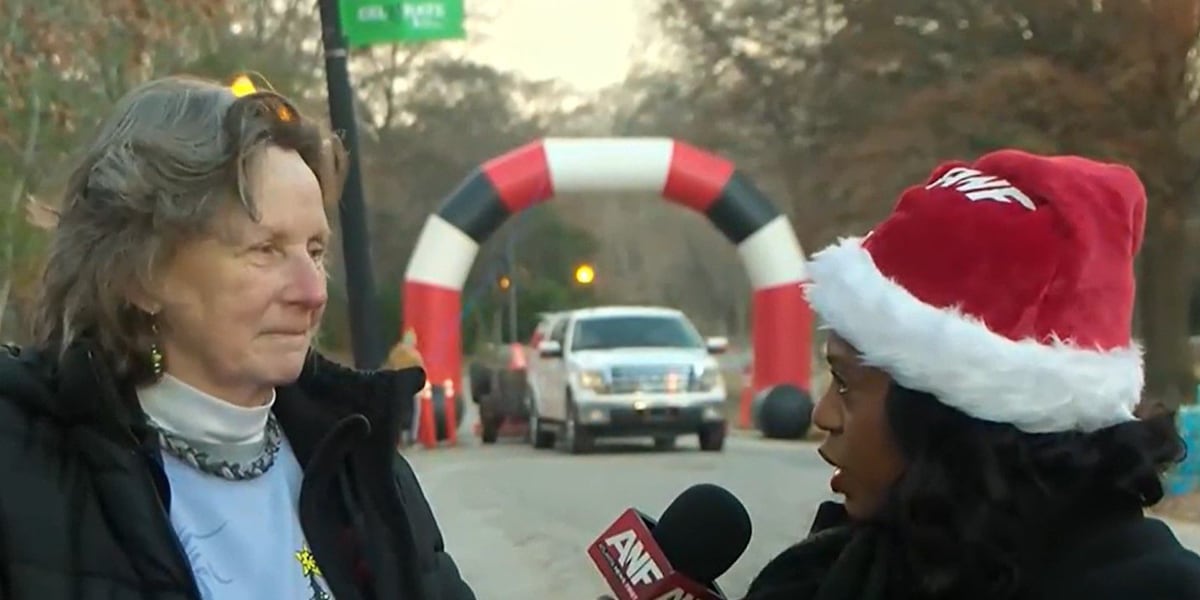 Jingle Bell Jog 5K being held at Piedmont Park on Sunday [Video]