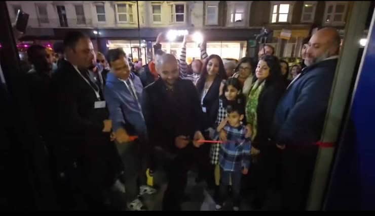 Huge crowd gathers for opening of Roma Drom community, education and training centre in Cliftonville  The Isle Of Thanet News [Video]