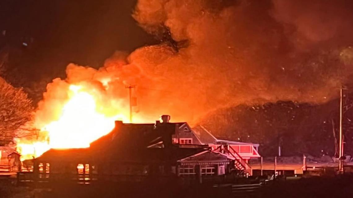 Crews battle large fire in Ogunquit [Video]