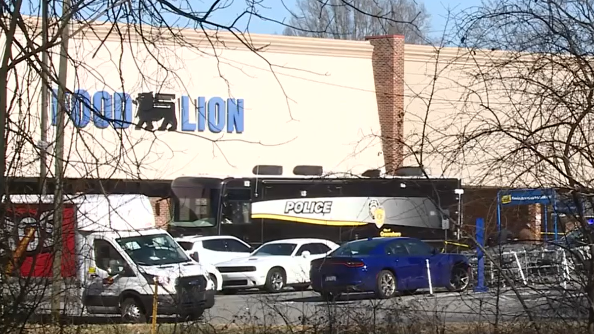 Customers in Food Lion during fatal shooting of GPD officer share experience hearing gunfire [Video]